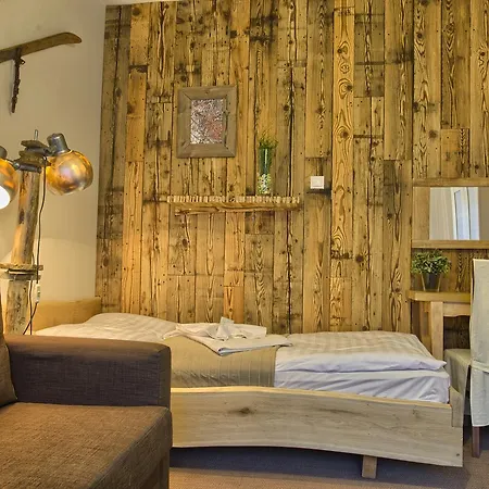 Hotell Zerrenpach 3*